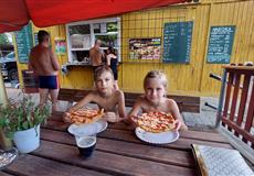 Červen 2022